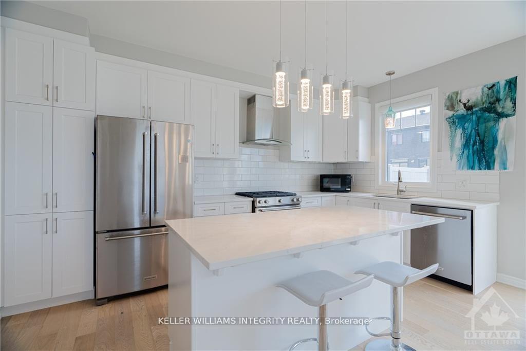 Photo 10 of 701 Brittanic Road, Ottawa, Kanata - Emerald Meadows/Trailwest — HOMEH