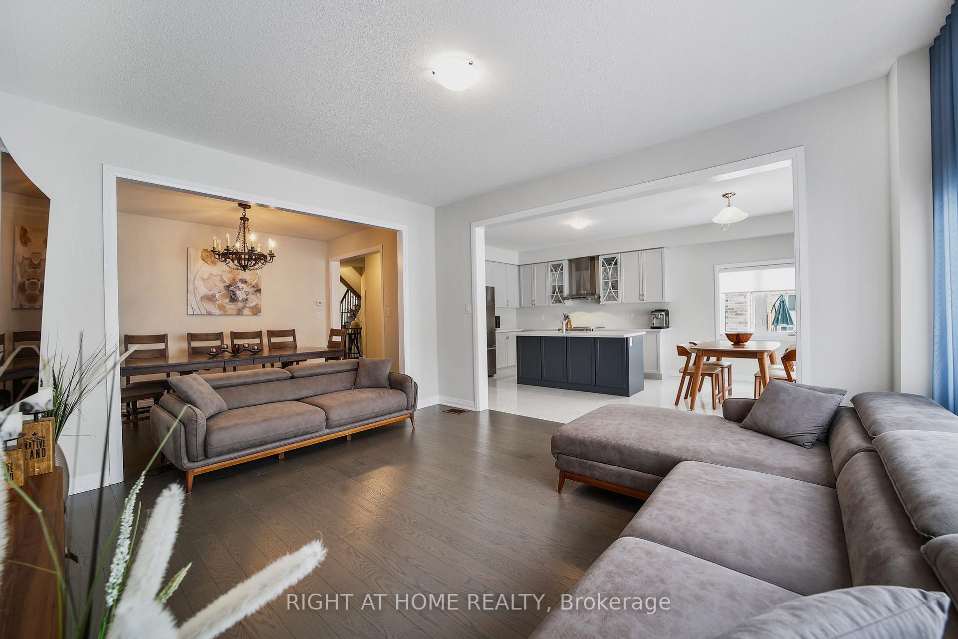 Photo 5 of 1292 Broderick Street, Innisfil, Alcona — HOMEH
