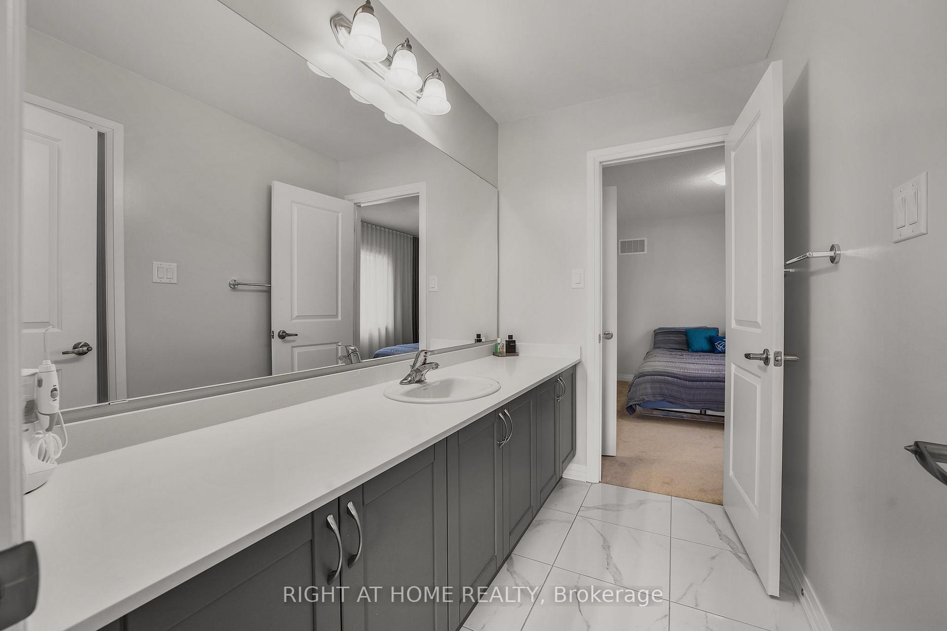 Photo 24 of 1292 Broderick Street, Innisfil, Alcona — HOMEH