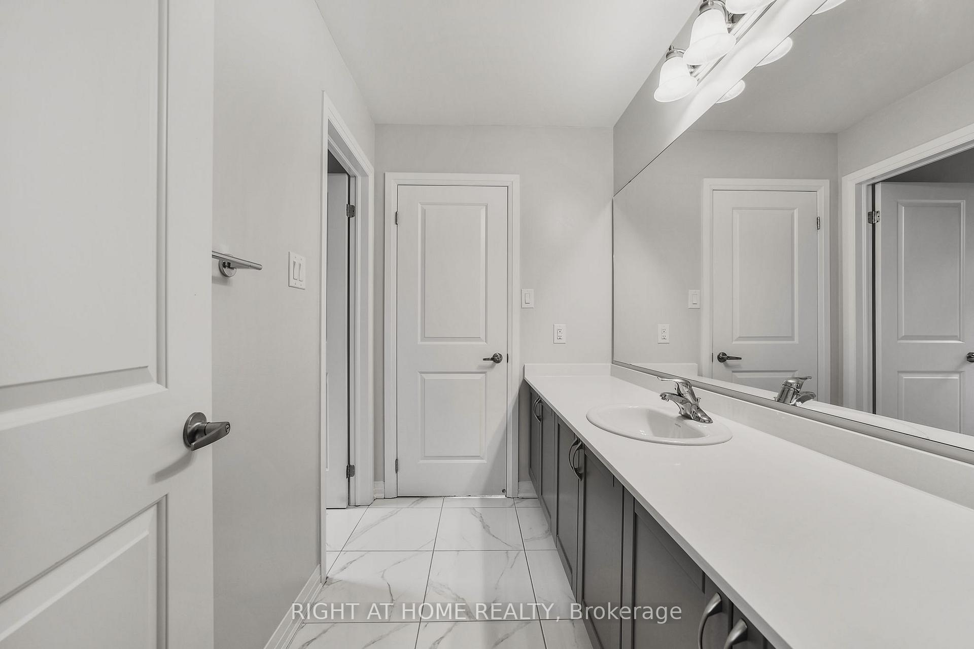 Photo 25 of 1292 Broderick Street, Innisfil, Alcona — HOMEH