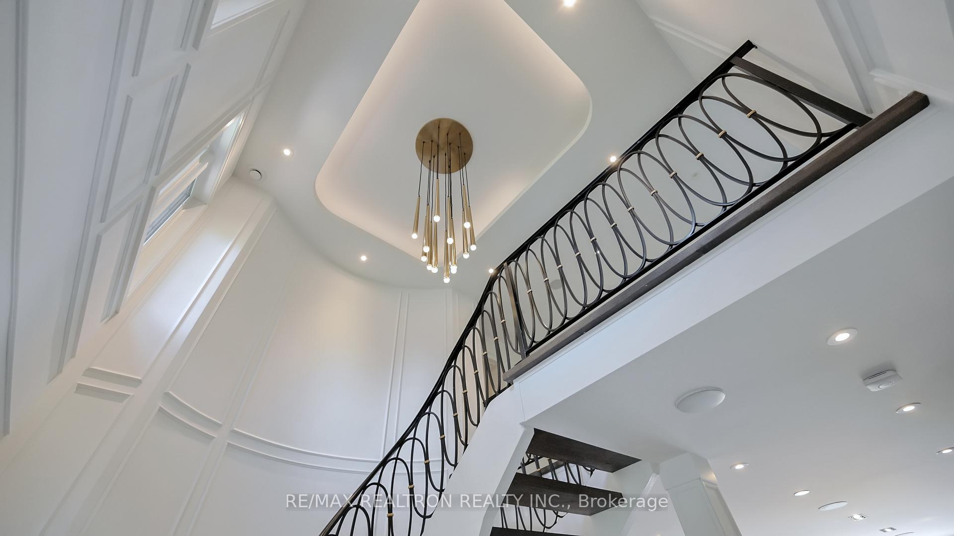 Photo 18 of 23 Boyd Court, Markham, Victoria Square — HOMEH