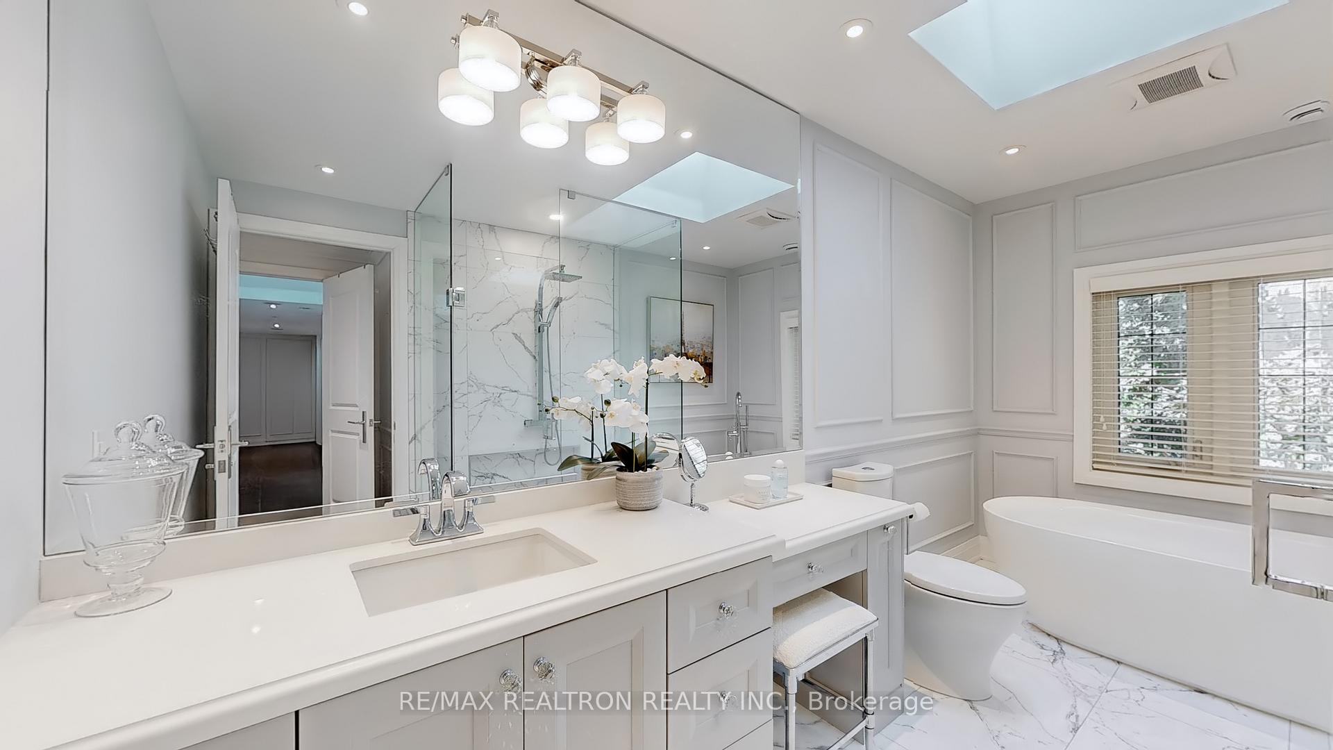 Photo 21 of 23 Boyd Court, Markham, Victoria Square — HOMEH