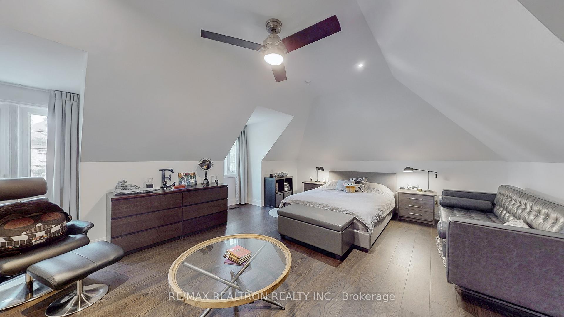 Photo 22 of 23 Boyd Court, Markham, Victoria Square — HOMEH