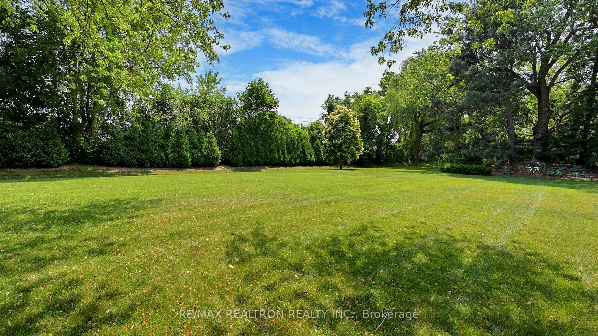 Photo 33 of 23 Boyd Court, Markham, Victoria Square — HOMEH