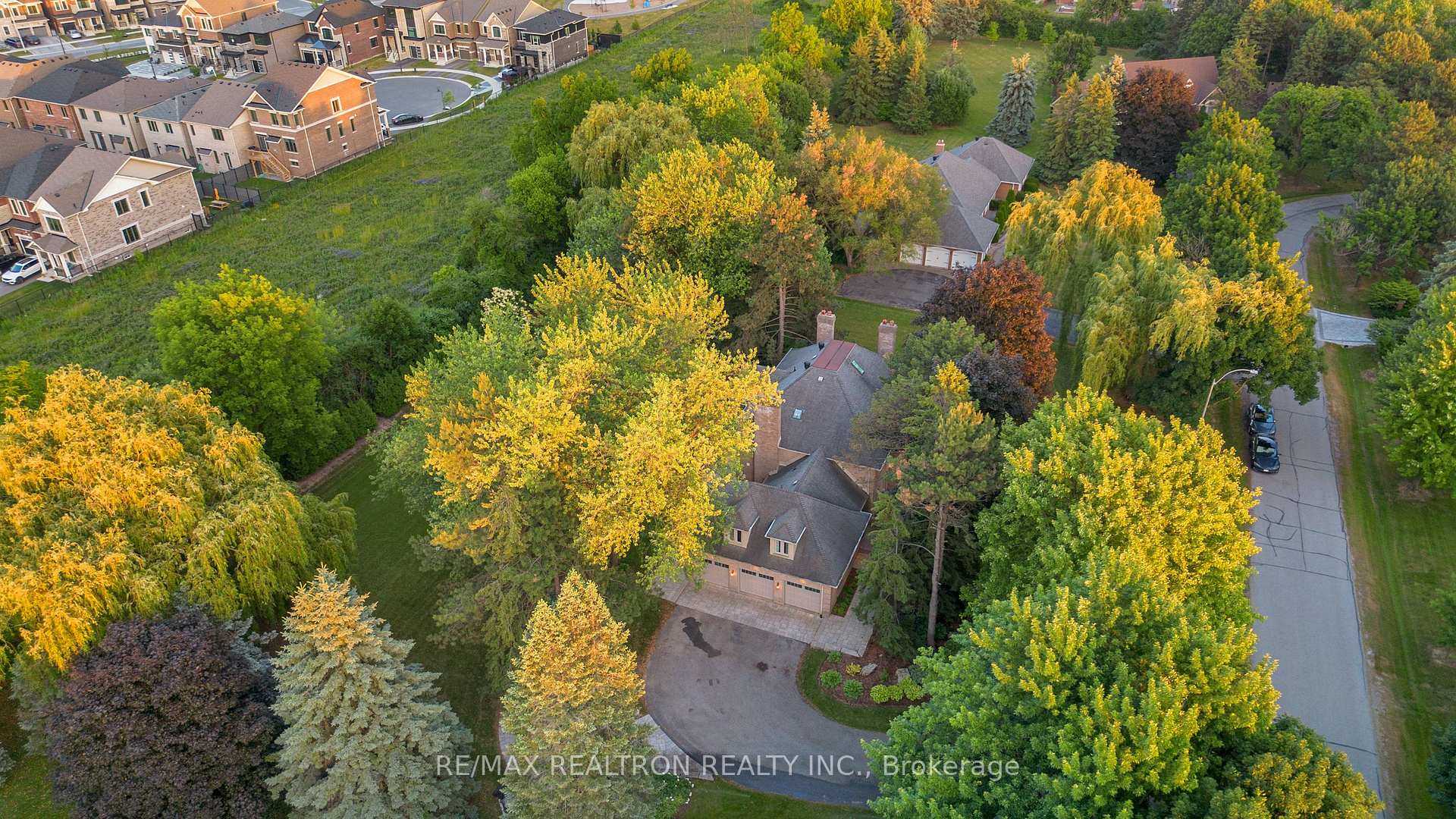 Photo 40 of 23 Boyd Court, Markham, Victoria Square — HOMEH