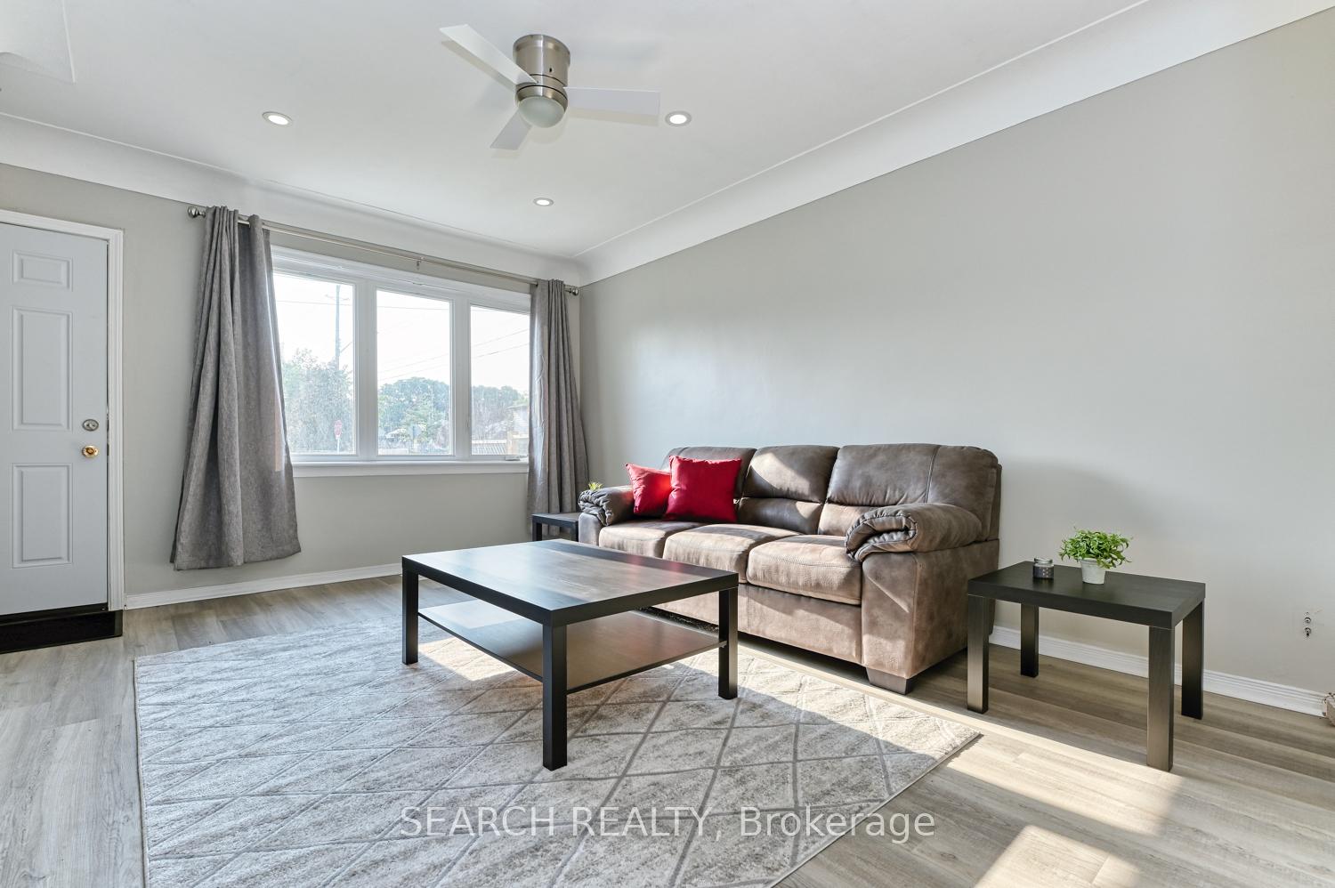 Photo 4 of Unit 1, 701 Brighton Avenue, Hamilton, Parkview — HOMEH