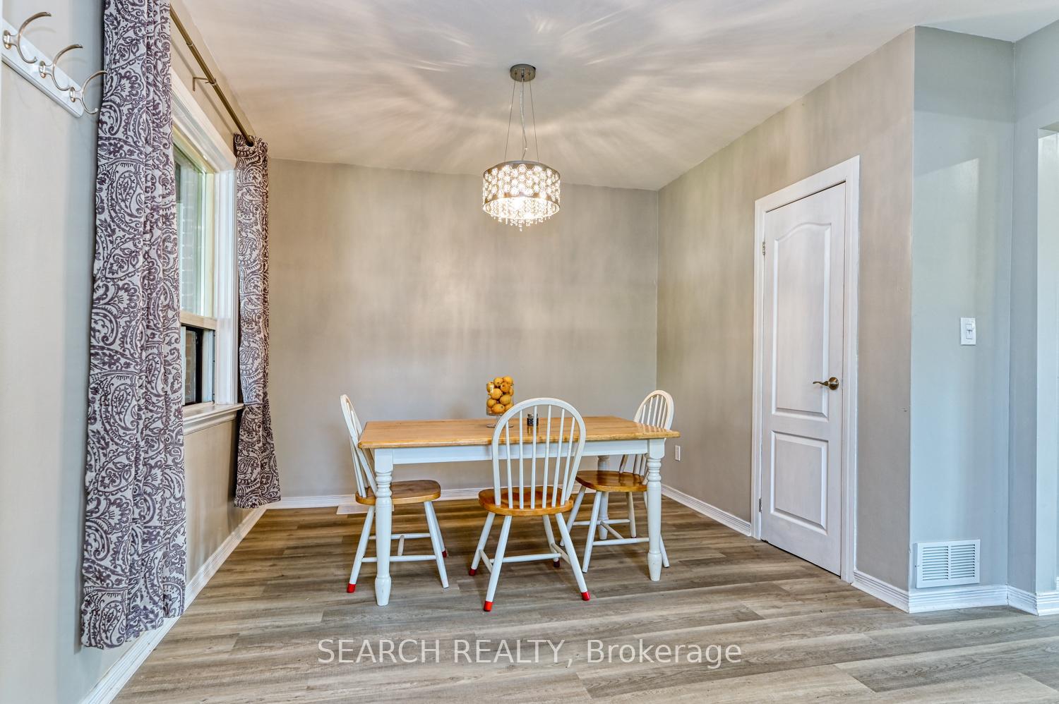 Photo 9 of Unit 1, 701 Brighton Avenue, Hamilton, Parkview — HOMEH