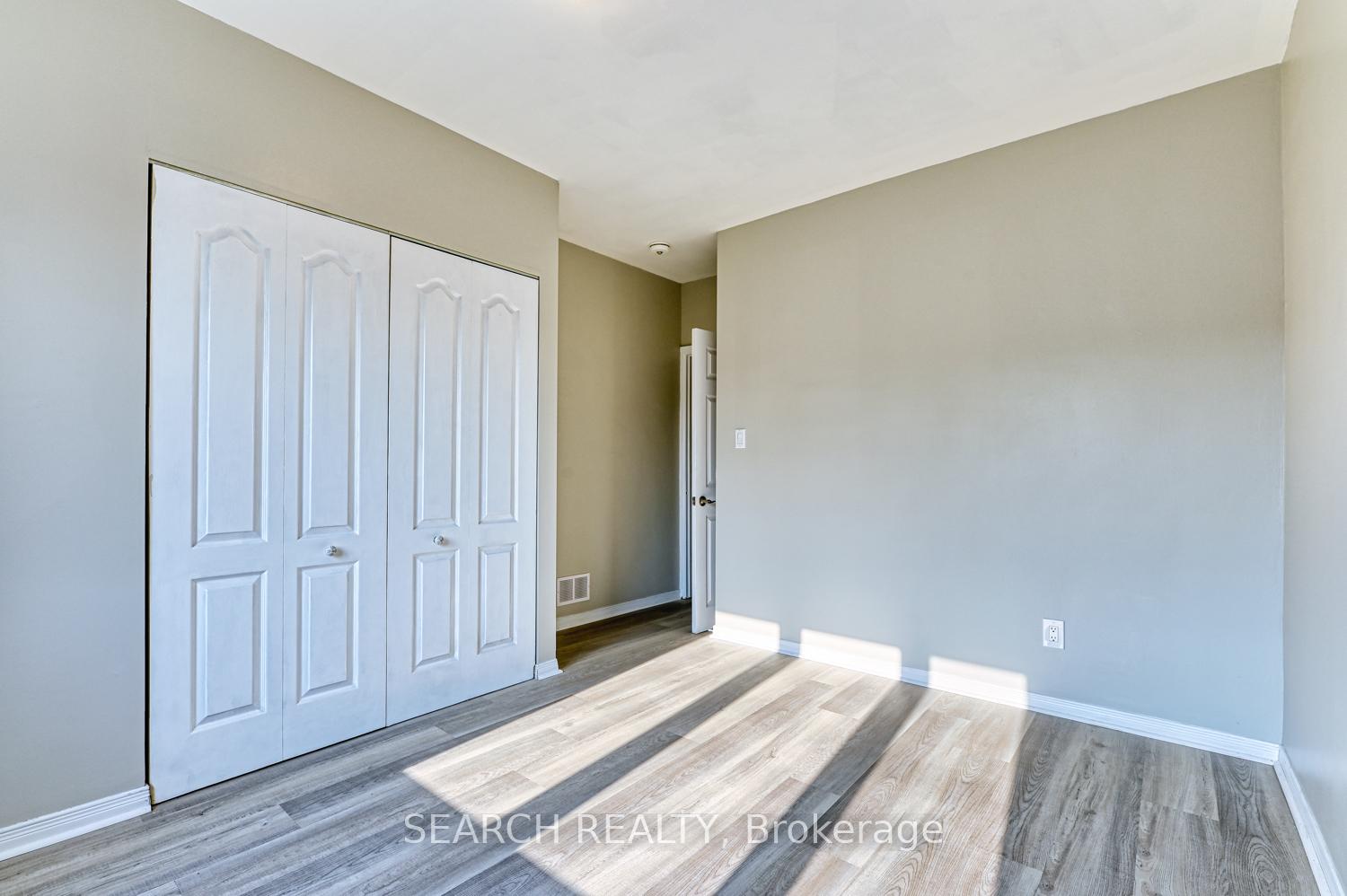 Photo 12 of Unit 1, 701 Brighton Avenue, Hamilton, Parkview — HOMEH