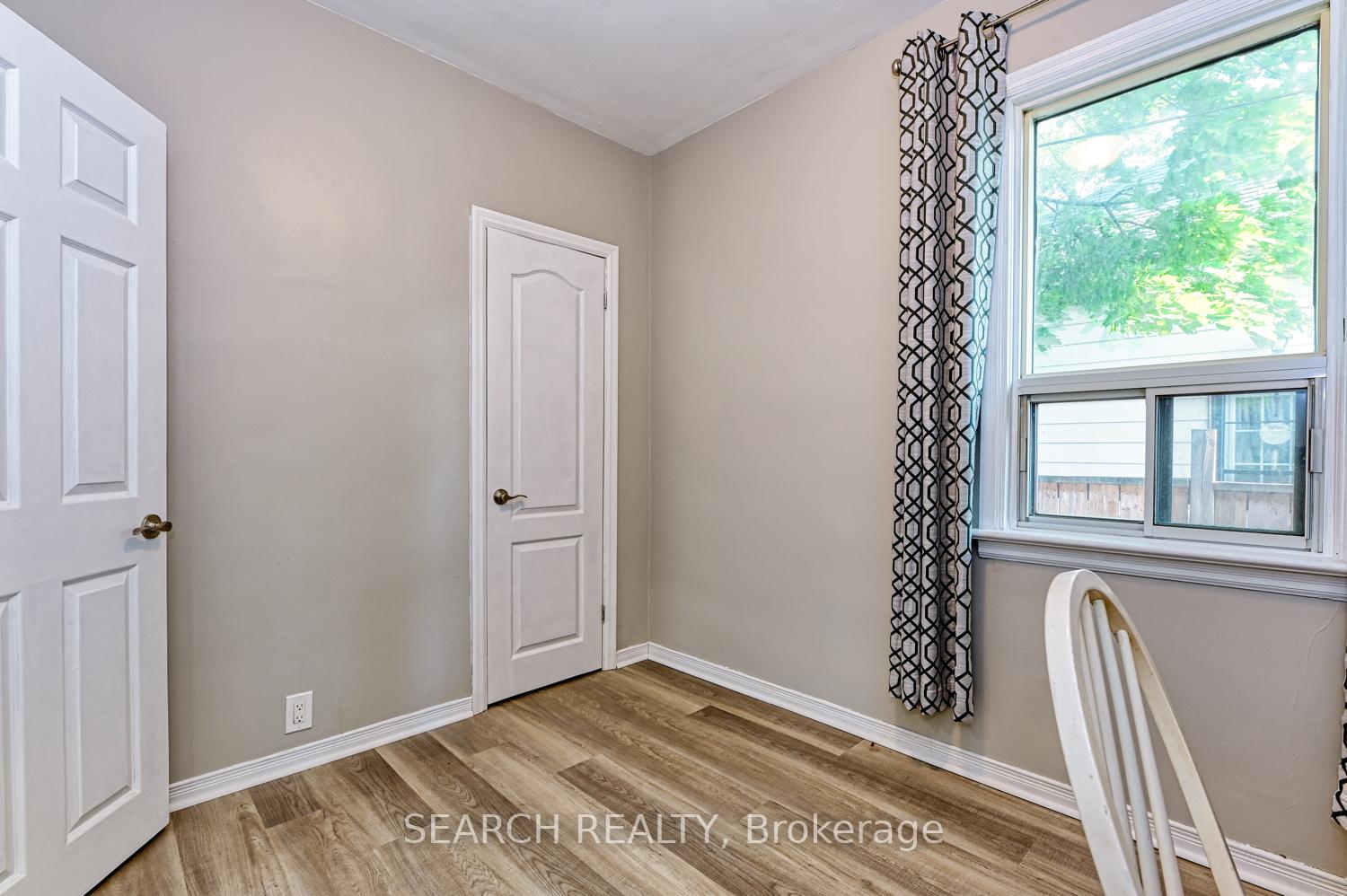 Photo 13 of Unit 1, 701 Brighton Avenue, Hamilton, Parkview — HOMEH