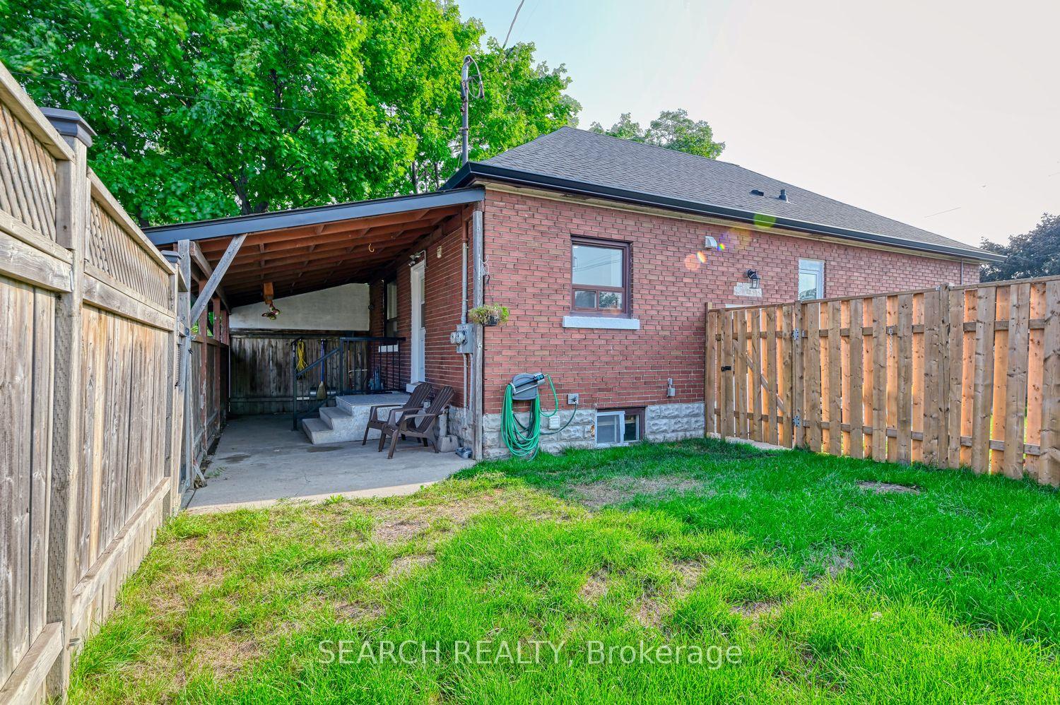 Photo 14 of Unit 1, 701 Brighton Avenue, Hamilton, Parkview — HOMEH