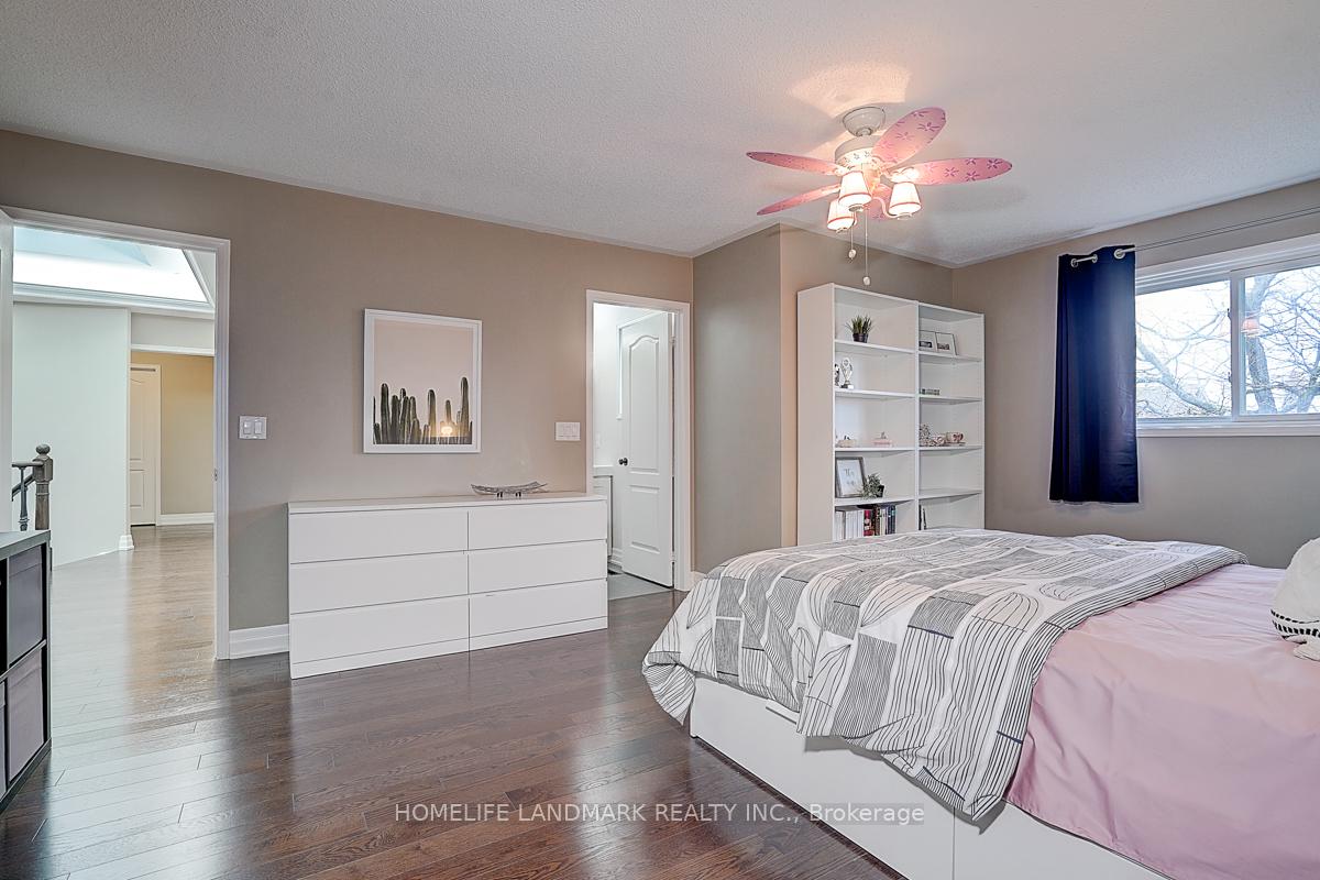 Photo 22 of 74 Webber Crescent, Markham, Unionville — HOMEH