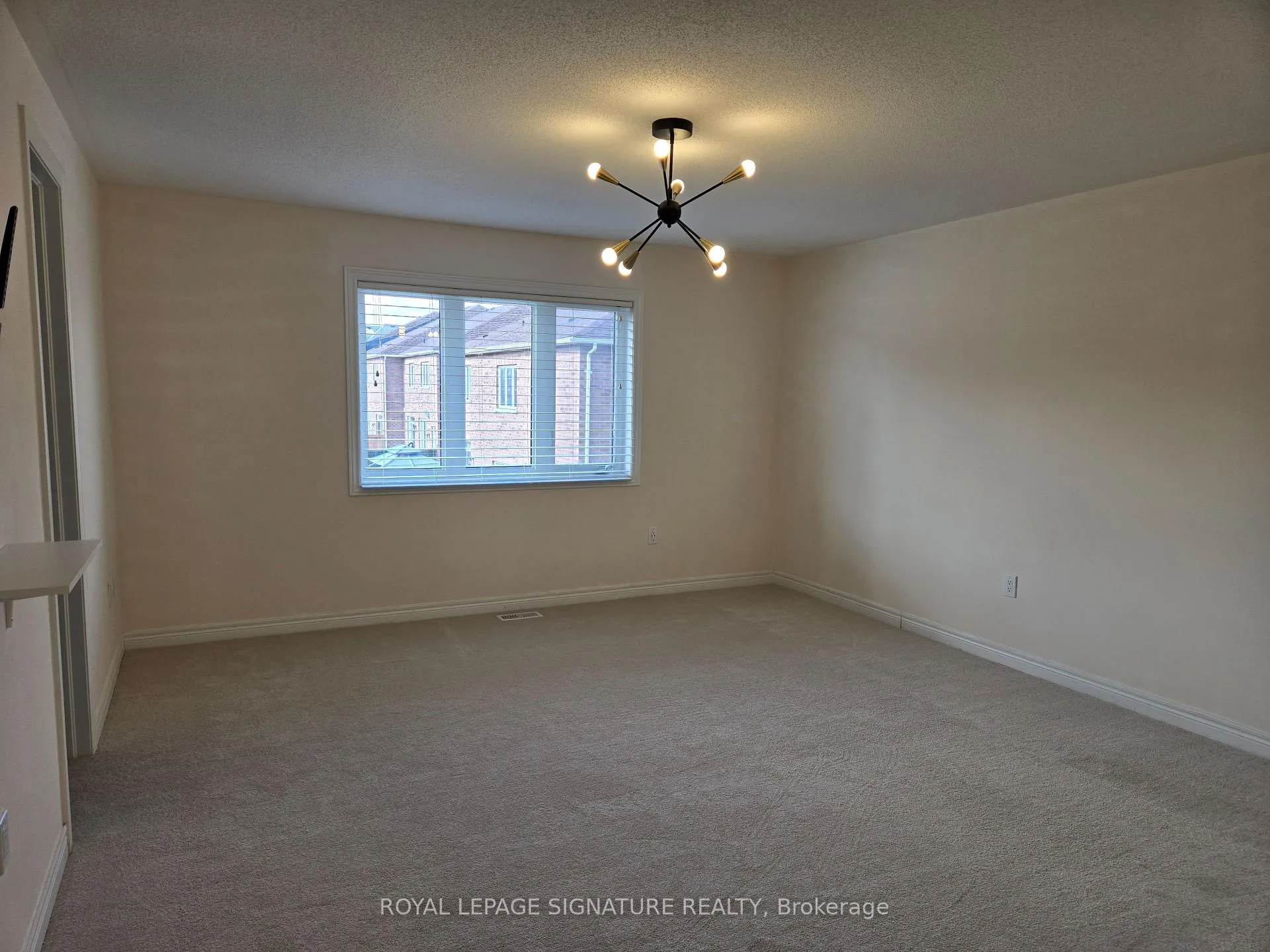 Photo 10 of 8 Beasley Grove, Hamilton, Meadowlands — HOMEH
