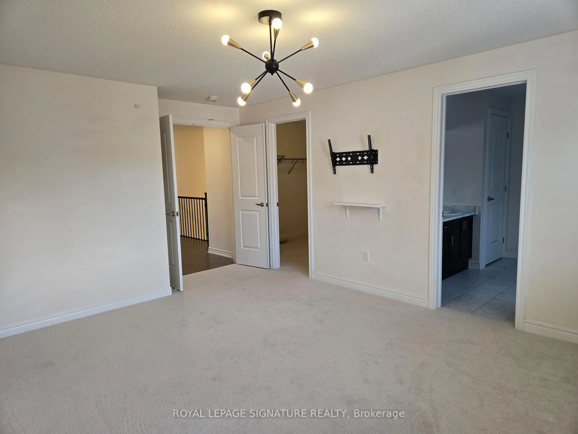 Photo 13 of 8 Beasley Grove, Hamilton, Meadowlands — HOMEH