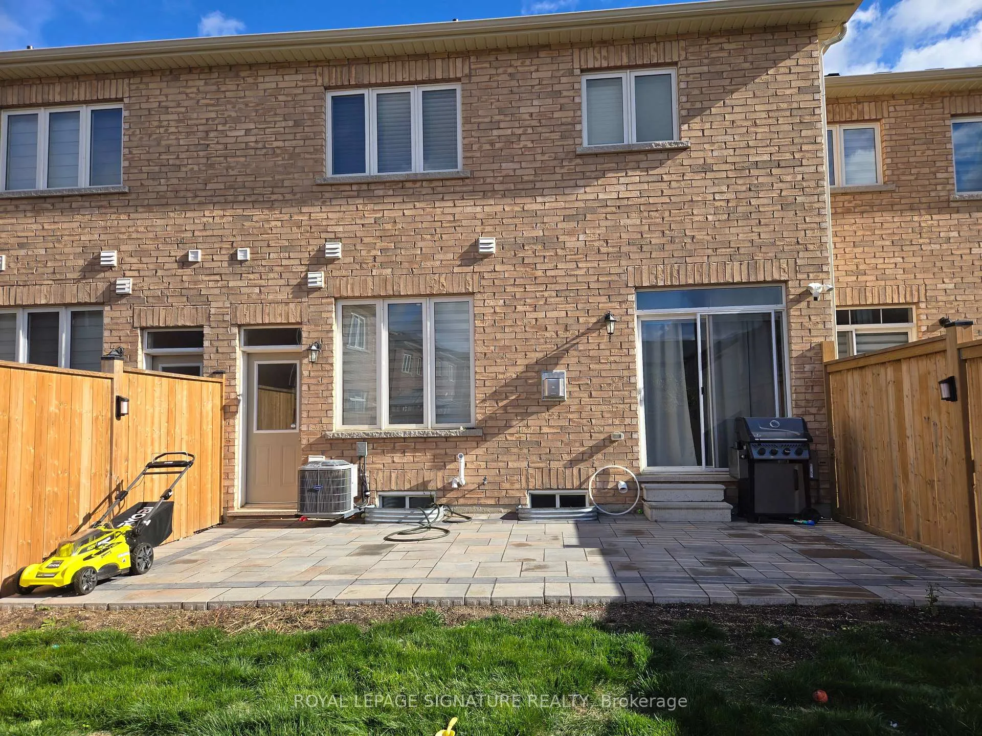 Photo 21 of 8 Beasley Grove, Hamilton, Meadowlands — HOMEH
