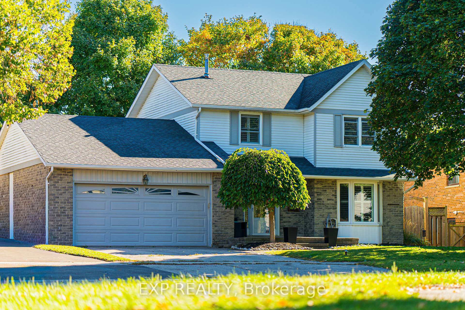 Front of 54 Pathfinder Crescent