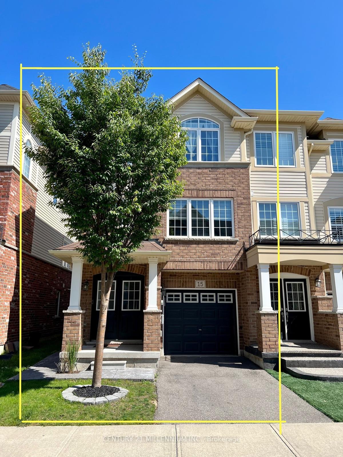 Photo 1 of 15 Dorchester Terrace, Hamilton, Stoney Creek Mountain — HOMEH