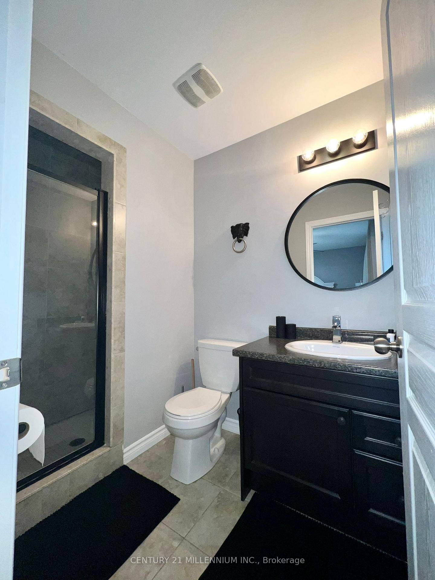 Photo 12 of 15 Dorchester Terrace, Hamilton, Stoney Creek Mountain — HOMEH