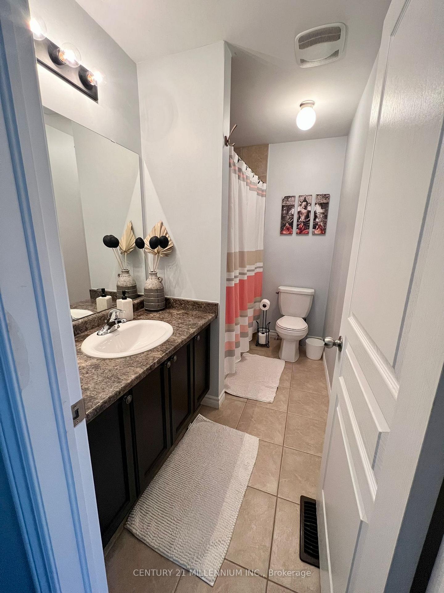 Photo 15 of 15 Dorchester Terrace, Hamilton, Stoney Creek Mountain — HOMEH