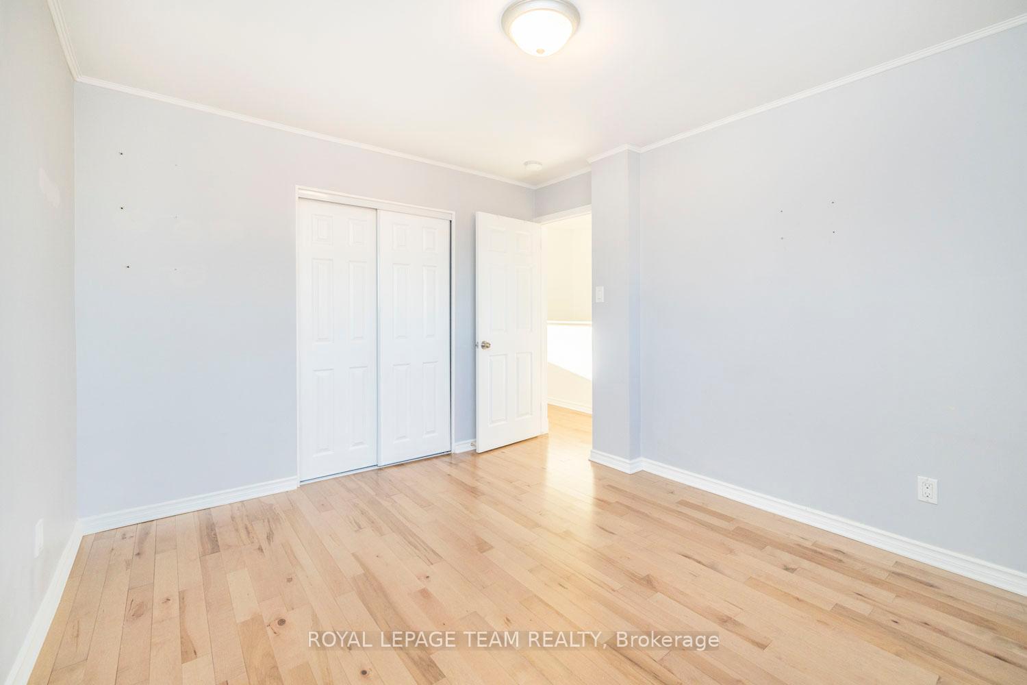 Photo 18 of 945 Greenbriar Avenue, Ottawa, Carleton Heights — HOMEH