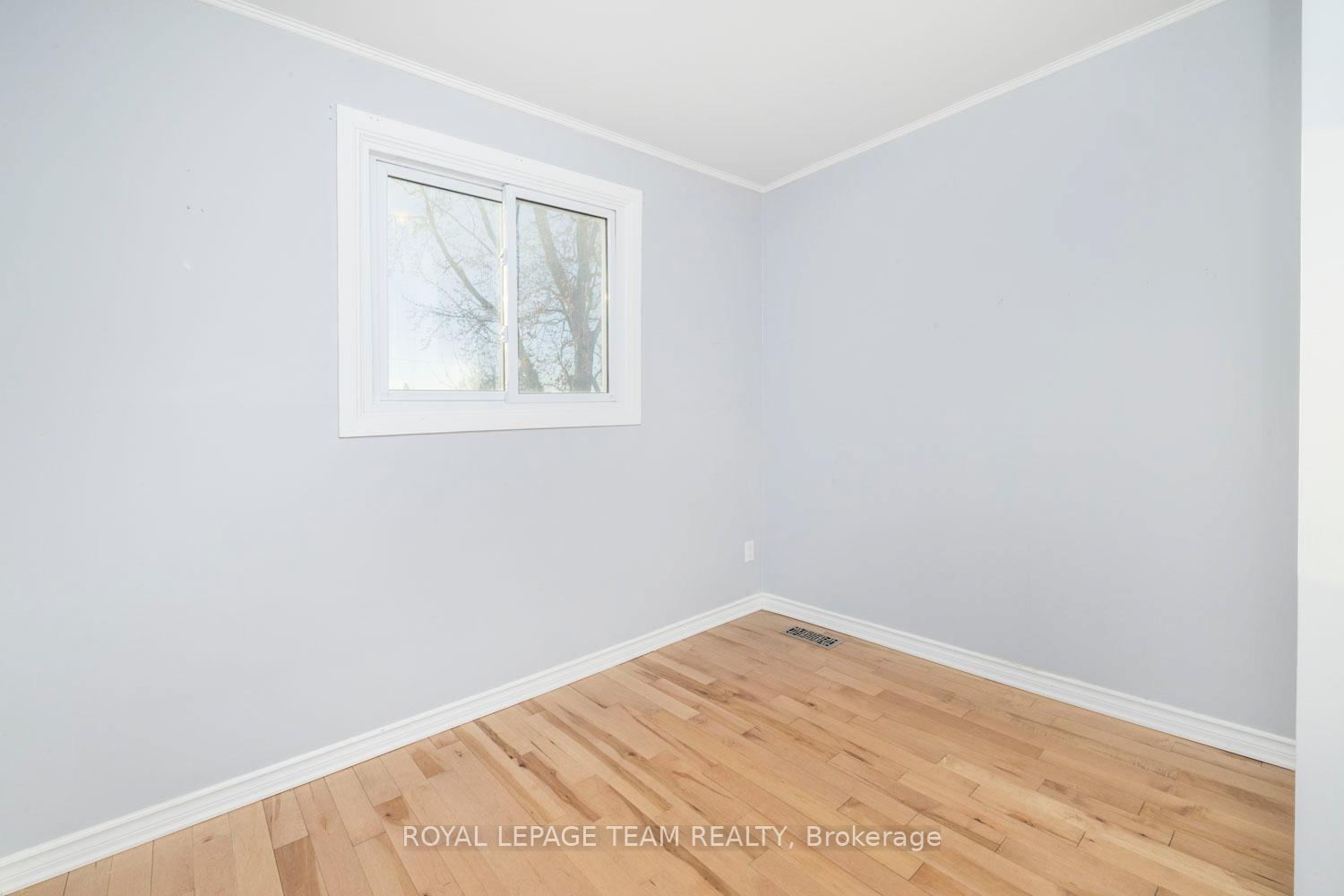 Photo 22 of 945 Greenbriar Avenue, Ottawa, Carleton Heights — HOMEH