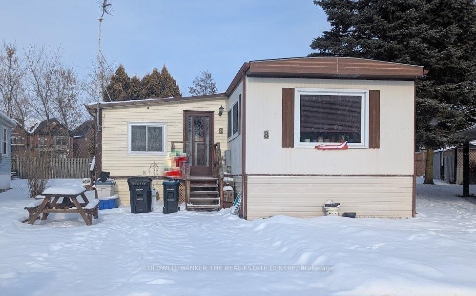 Front of 8 Elmwood Court