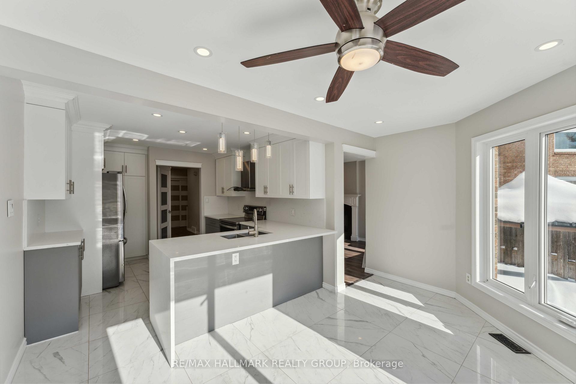 Photo 18 of 28 Dartmoor Drive, Ottawa, Kanata - Bridlewood — HOMEH