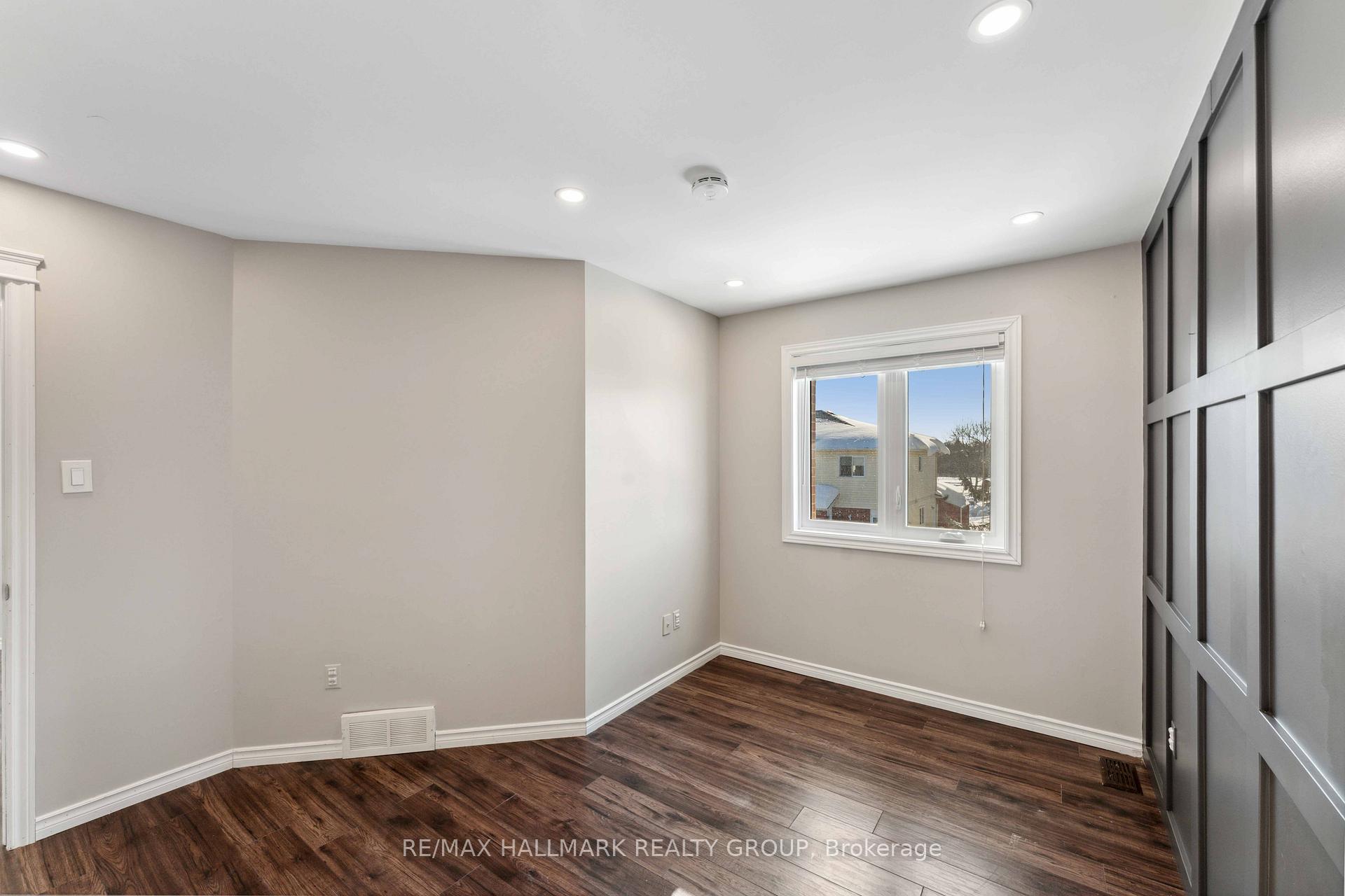 Photo 31 of 28 Dartmoor Drive, Ottawa, Kanata - Bridlewood — HOMEH
