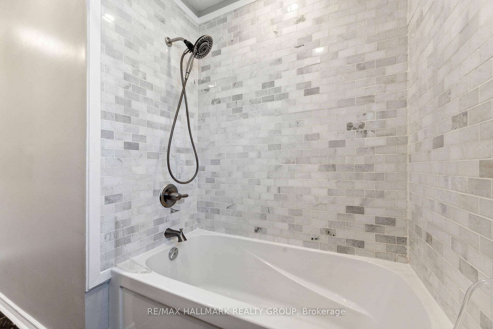 Photo 35 of 28 Dartmoor Drive, Ottawa, Kanata - Bridlewood — HOMEH