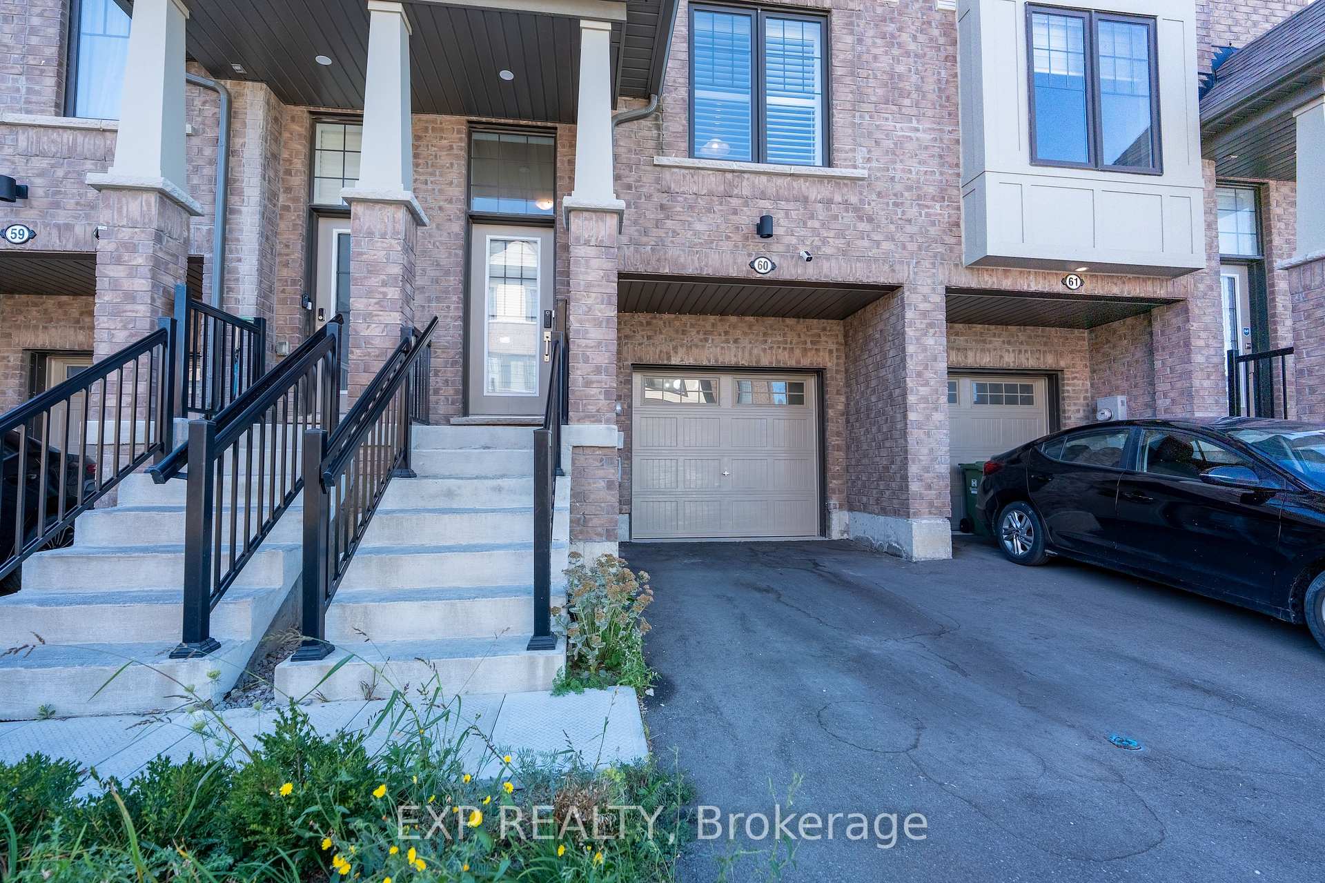 Photo 4 of Unit #60, 185 Bedrock Drive, Hamilton, Stoney Creek Mountain — HOMEH