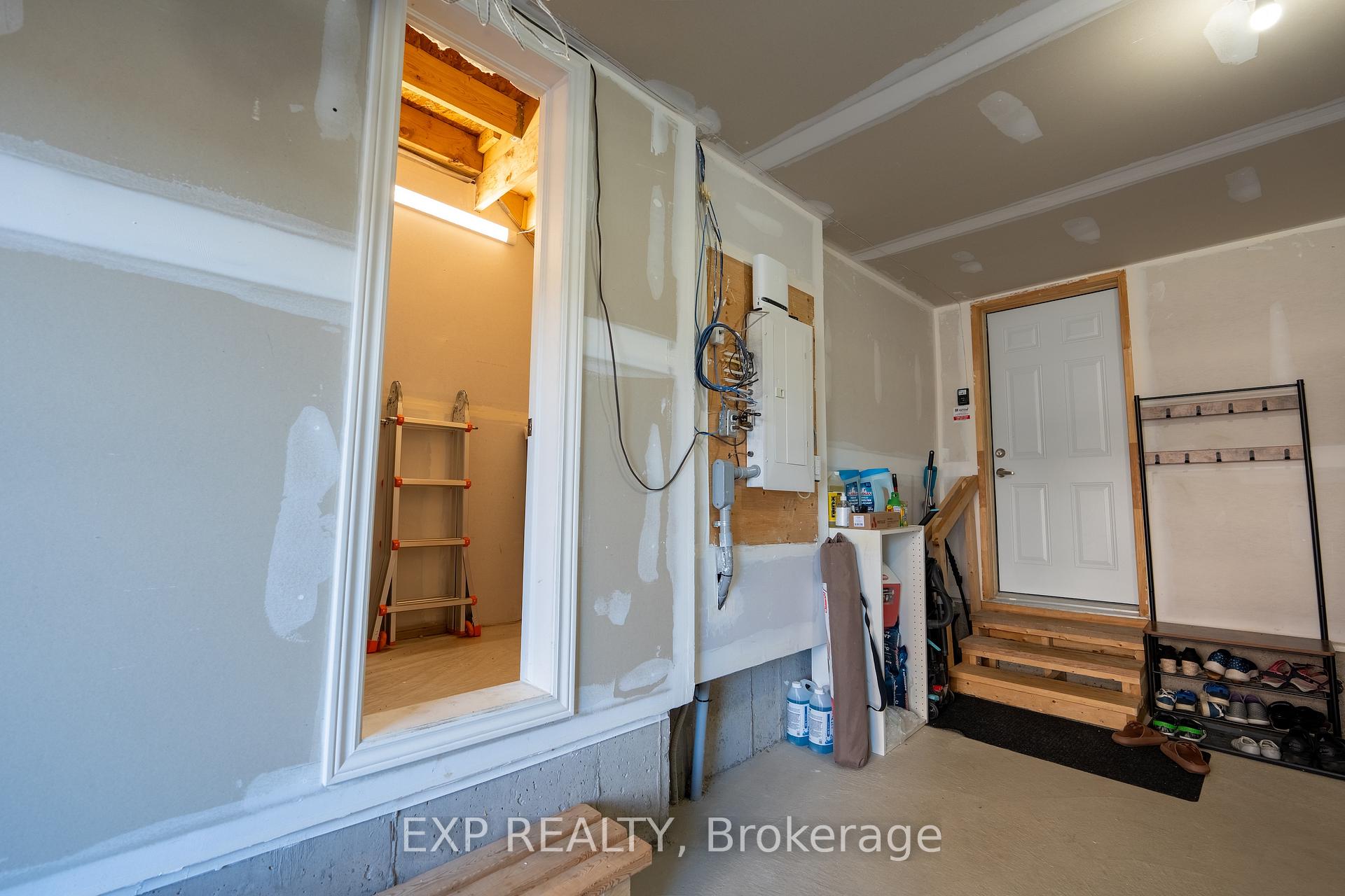 Photo 21 of Unit #60, 185 Bedrock Drive, Hamilton, Stoney Creek Mountain — HOMEH