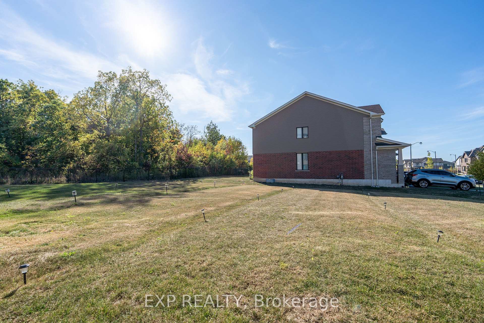 Photo 25 of Unit #60, 185 Bedrock Drive, Hamilton, Stoney Creek Mountain — HOMEH
