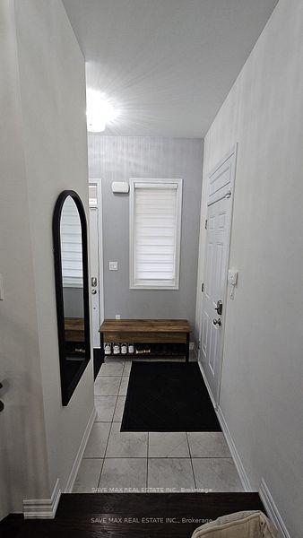 Photo 2 of Unit Upper, 105 Whitlock Avenue E, Milton, Ford — HOMEH