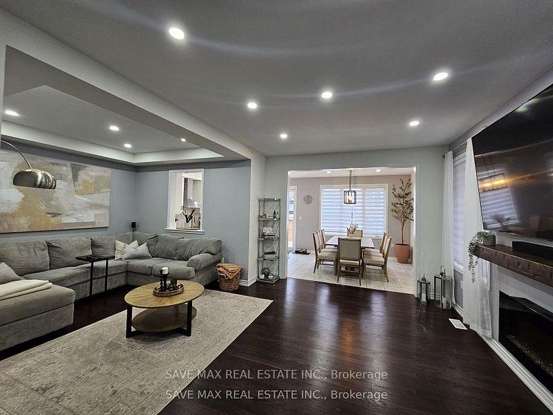 Photo 6 of Unit Upper, 105 Whitlock Avenue E, Milton, Ford — HOMEH