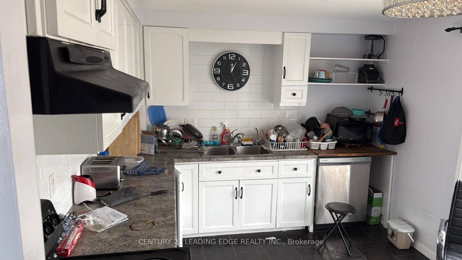 Photo 3 of 257 Morgan Avenue, Kitchener — HOMEH