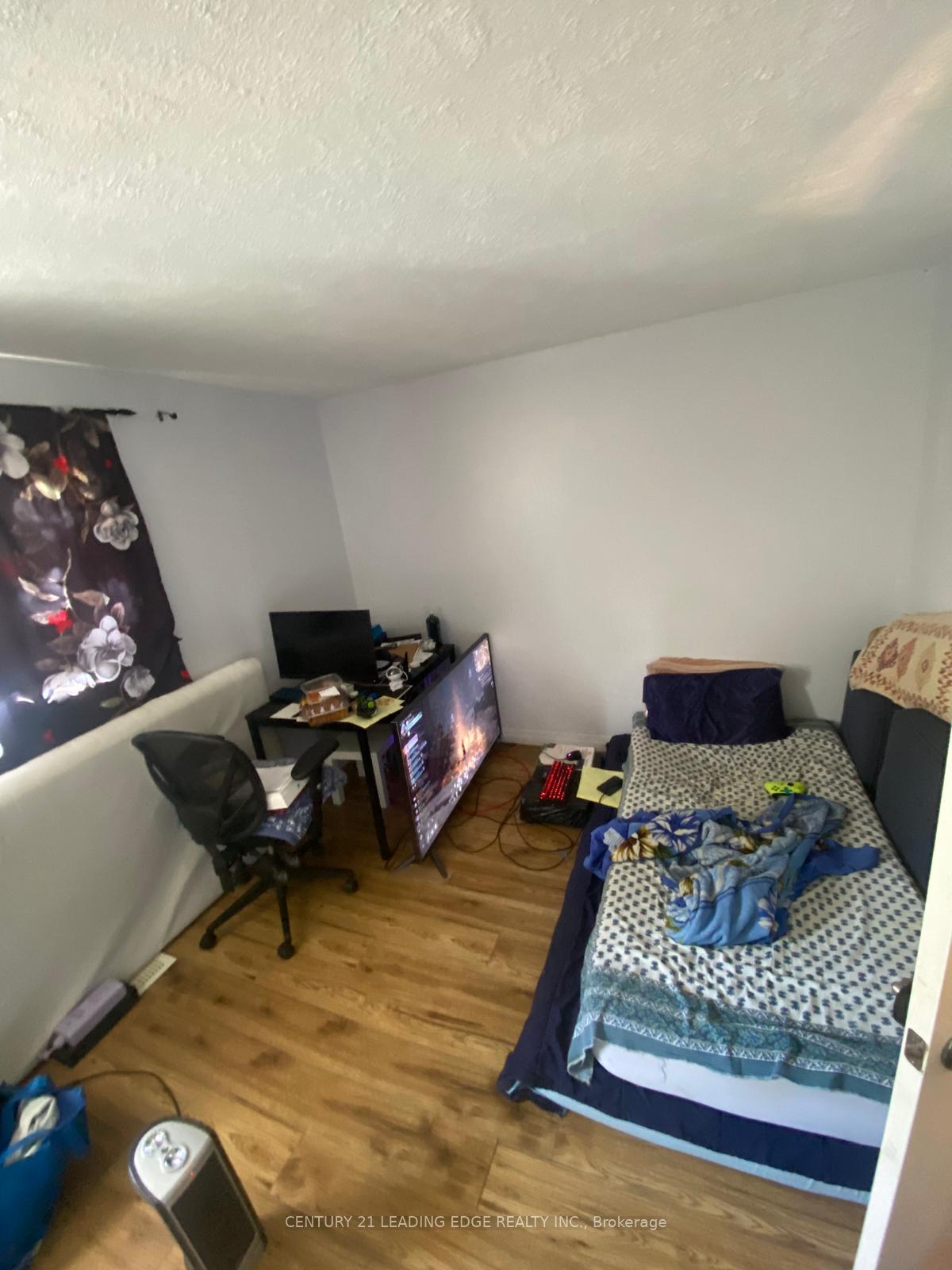 Photo 27 of 257 Morgan Avenue, Kitchener — HOMEH