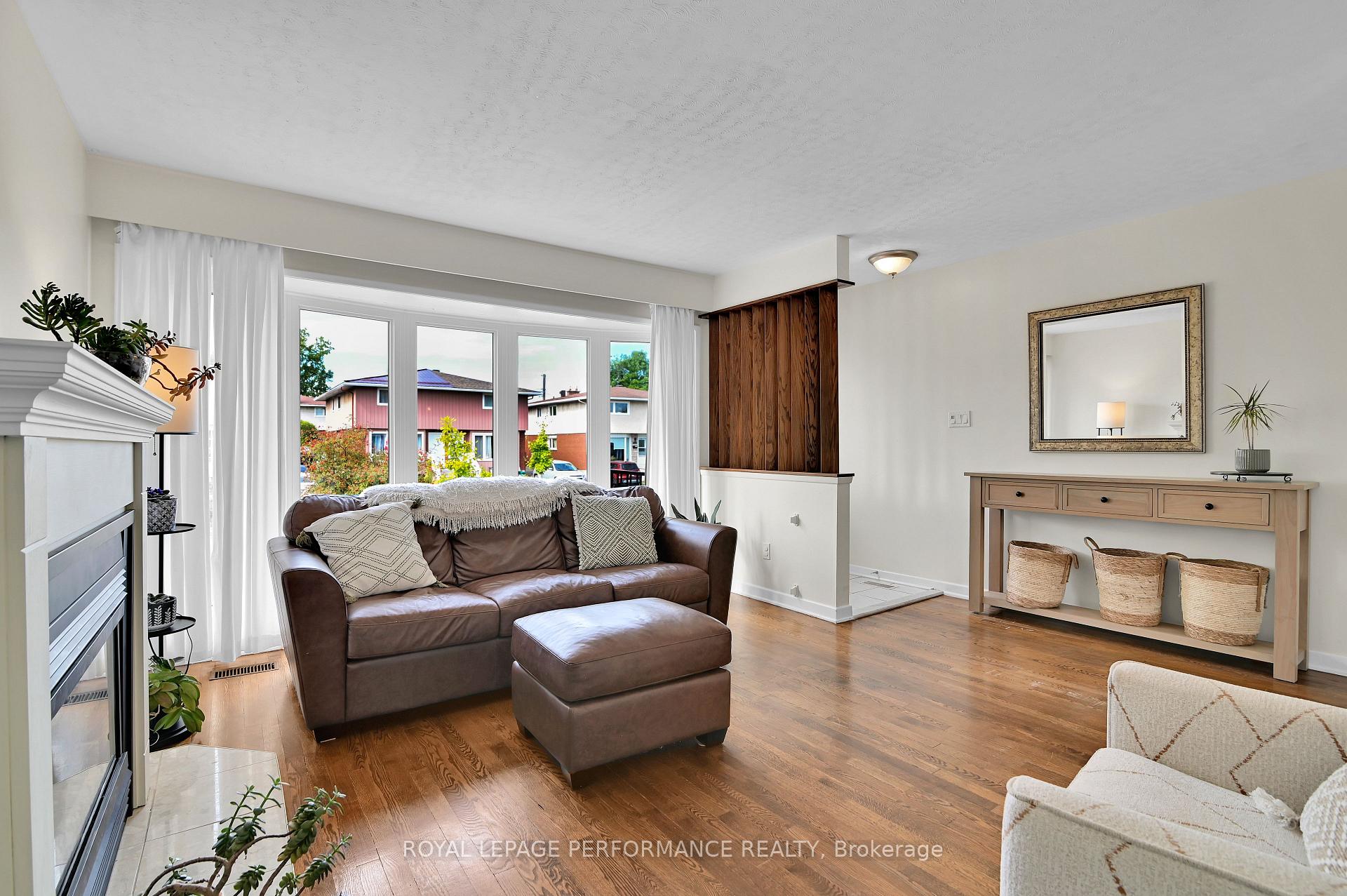 Photo 4 of 1411 Bellamy Street, Ottawa, Carleton Square — HOMEH