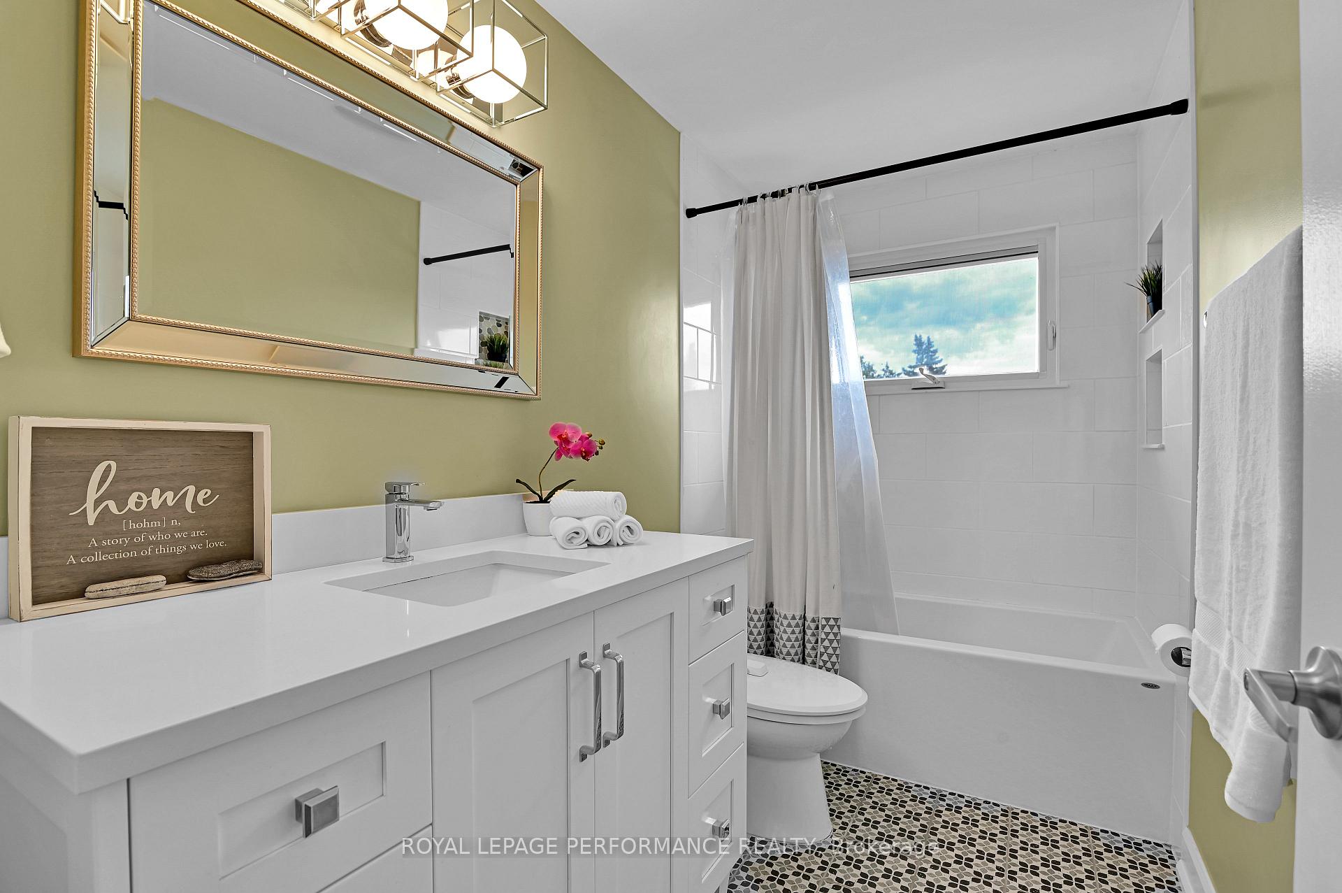 Photo 23 of 1411 Bellamy Street, Ottawa, Carleton Square — HOMEH