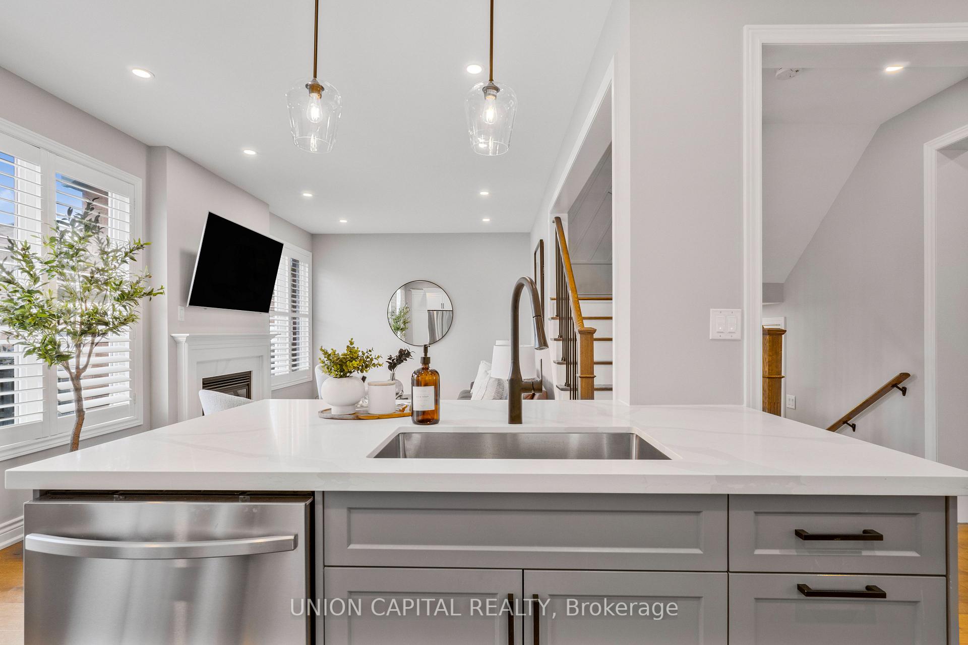 Photo 15 of 24 Maria Road, Markham, Wismer — HOMEH