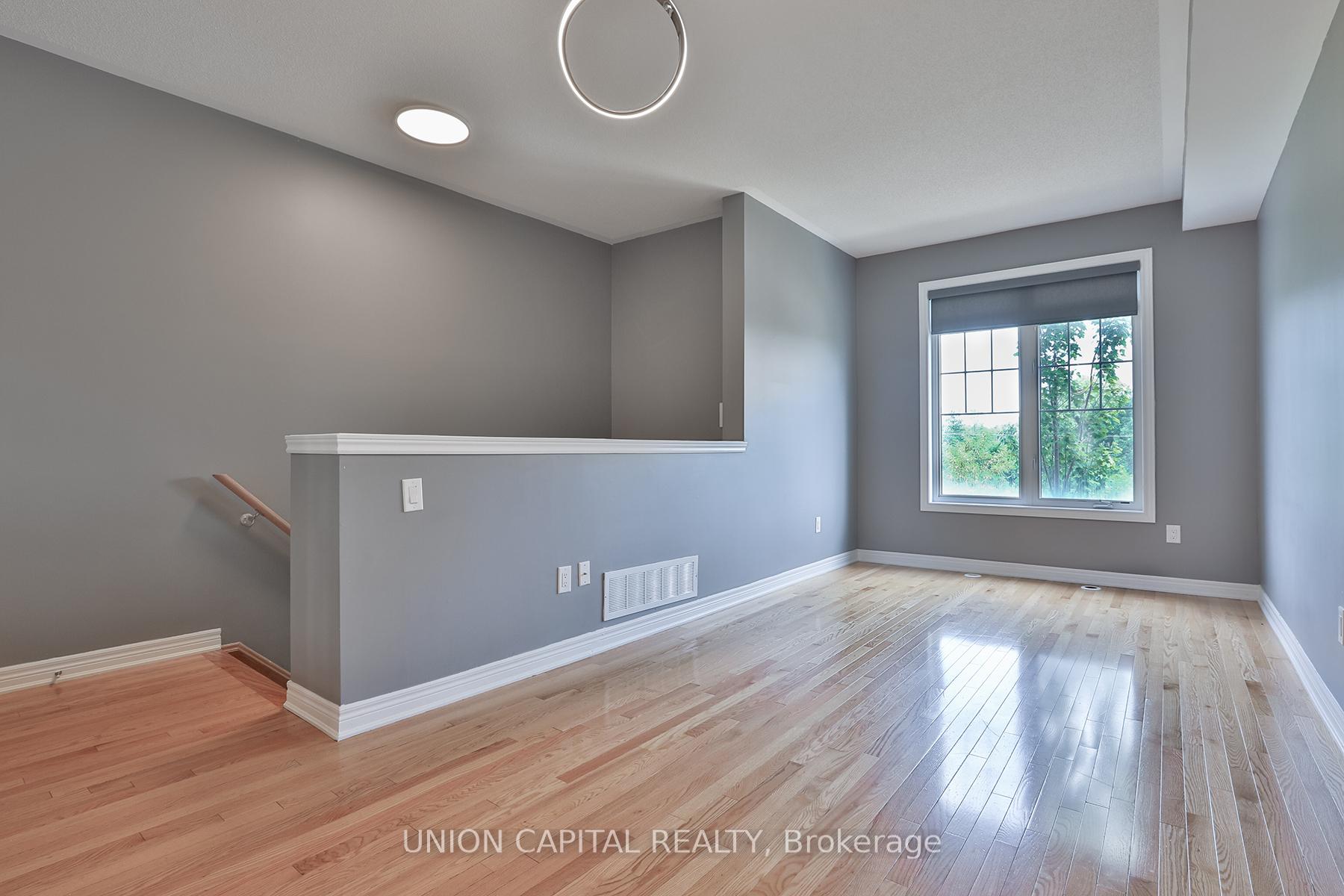 Photo 22 of 45 Dundas Way, Markham, Greensborough — HOMEH