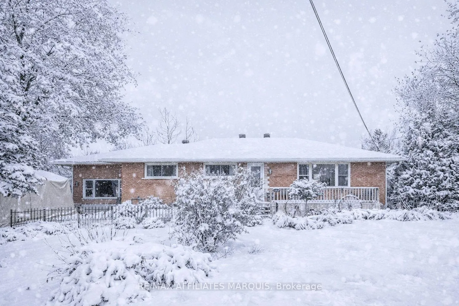 Front of 7349 Roger Stevens Drive