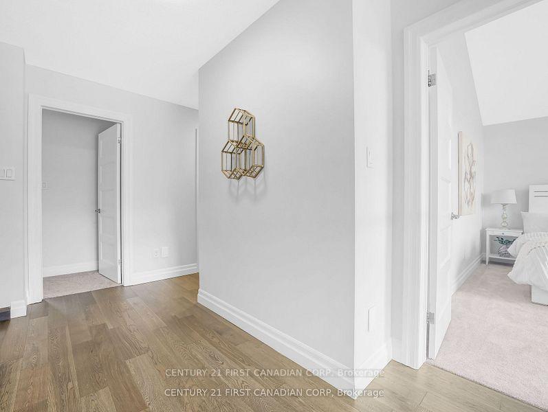 Photo 4 of 207 Union Avenue, Middlesex Centre, Komoka — HOMEH