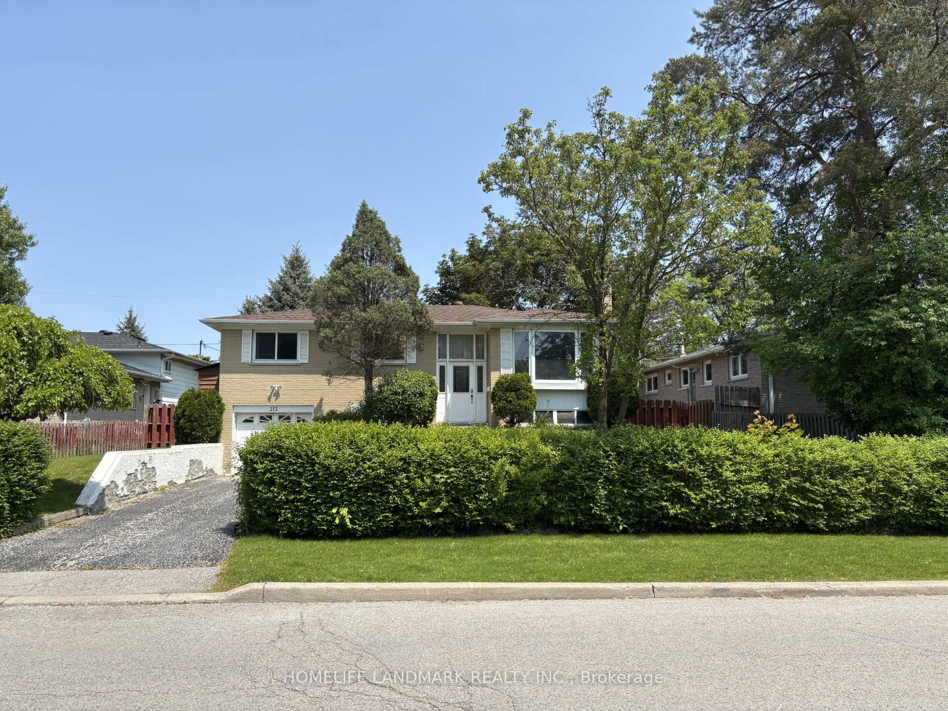 Photo 1 of 212 Krieghoff Avenue, Markham, Unionville — HOMEH