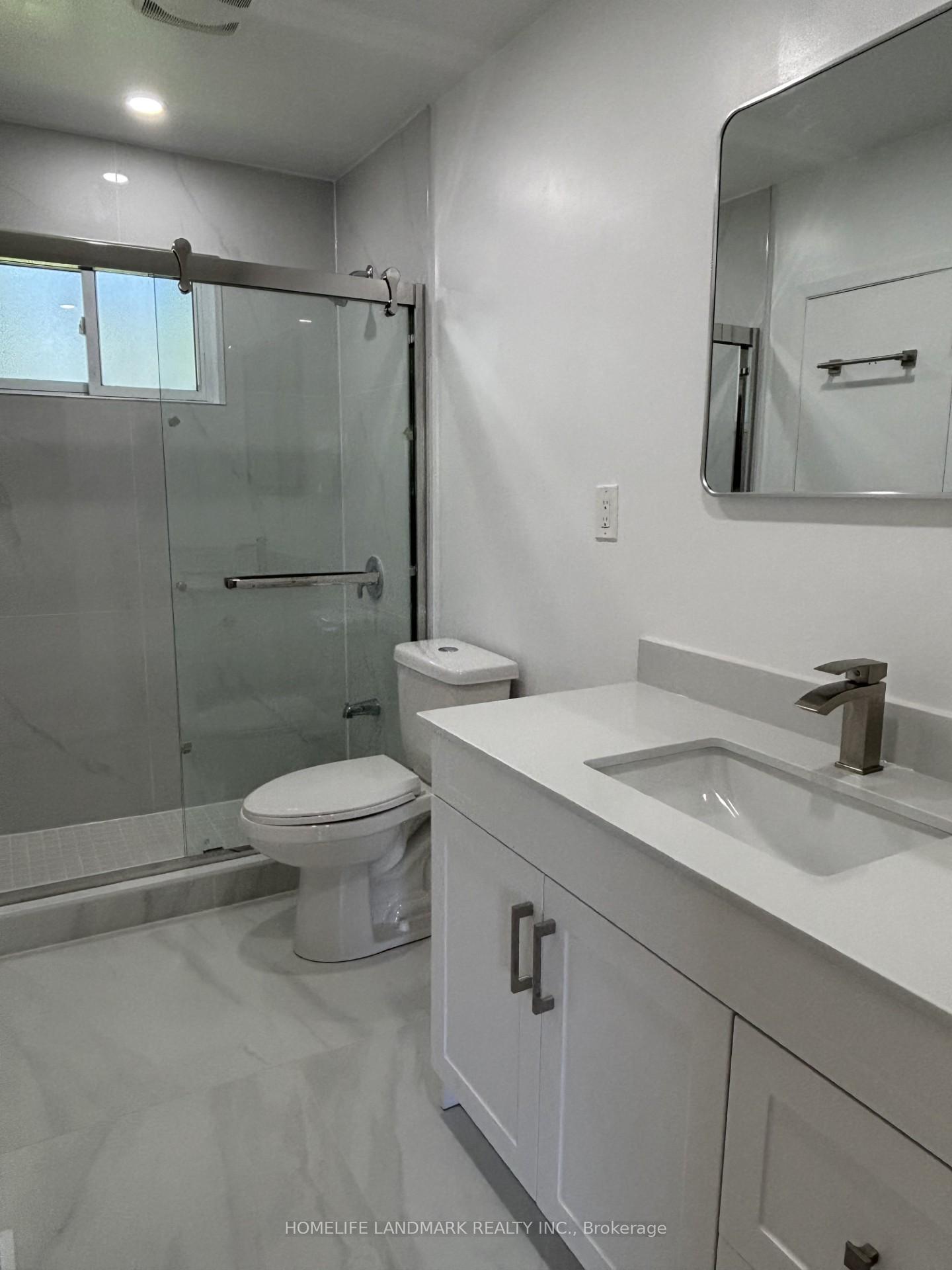 Photo 11 of 212 Krieghoff Avenue, Markham, Unionville — HOMEH