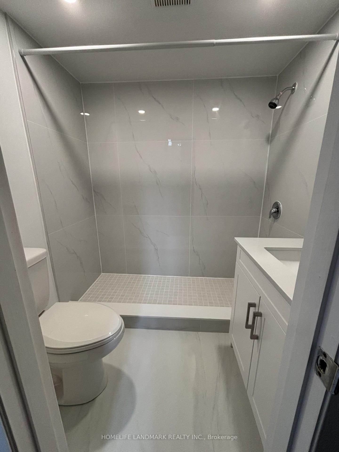 Photo 14 of 212 Krieghoff Avenue, Markham, Unionville — HOMEH