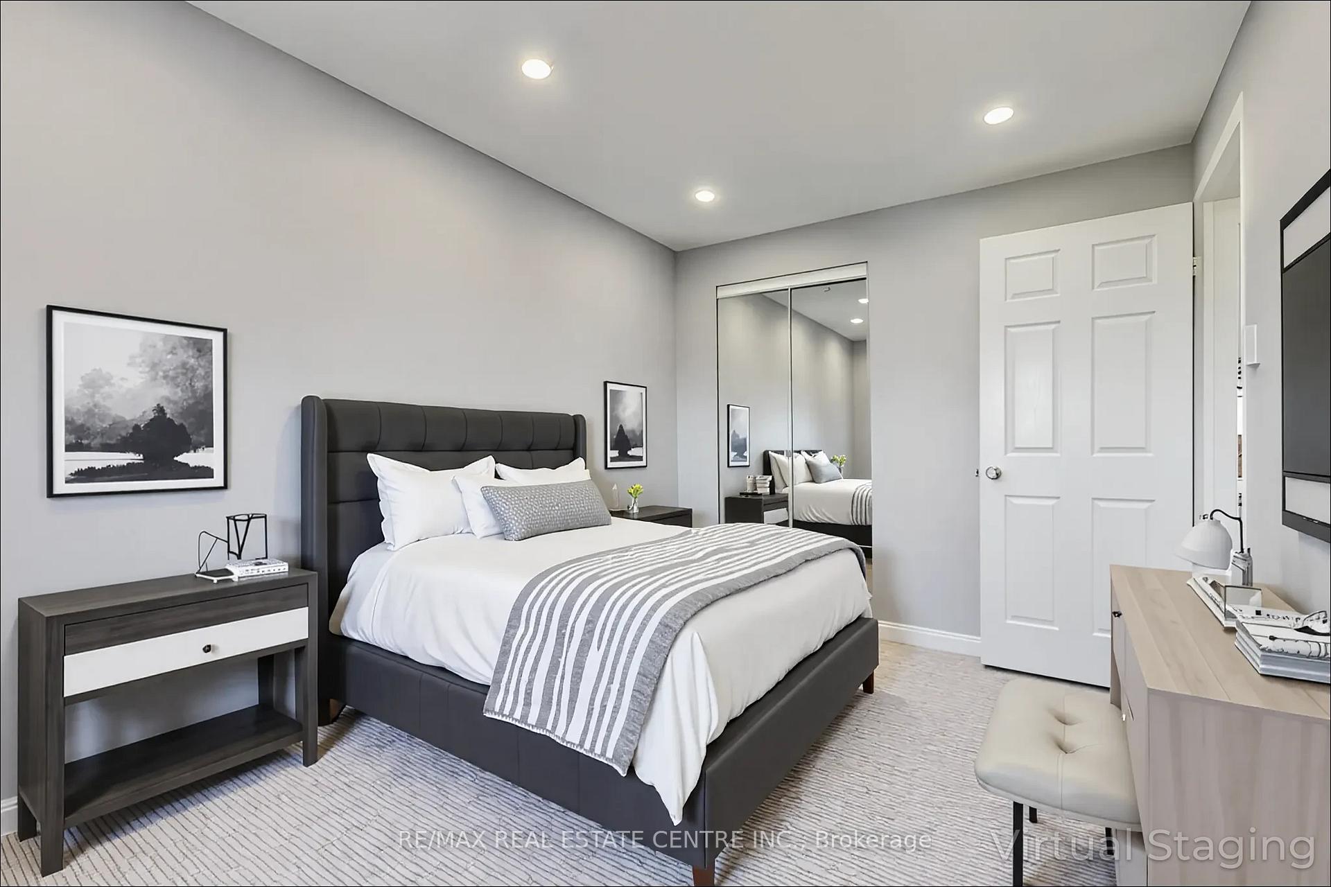 Photo 26 of 122 Mooregate Crescent, Kitchener — HOMEH