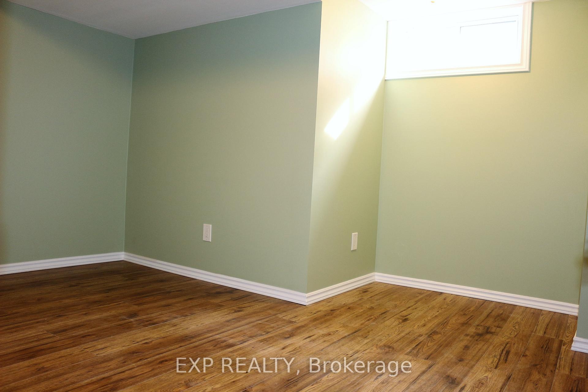 Photo 12 of 1002 Debra Avenue, Ottawa, Carleton Square — HOMEH