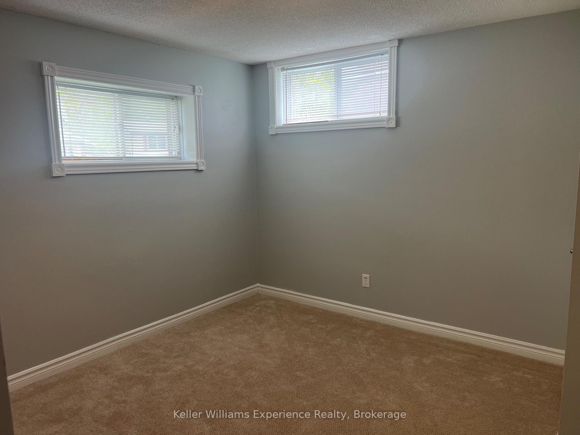 Photo 10 of 807 Birchwood Drive, Midland — HOMEH