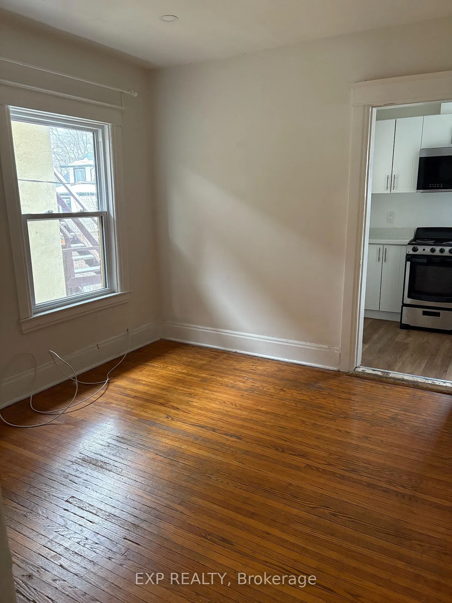 Photo 4 of Unit 3, 53 Proctor Boulevard, Hamilton, Gibson — HOMEH