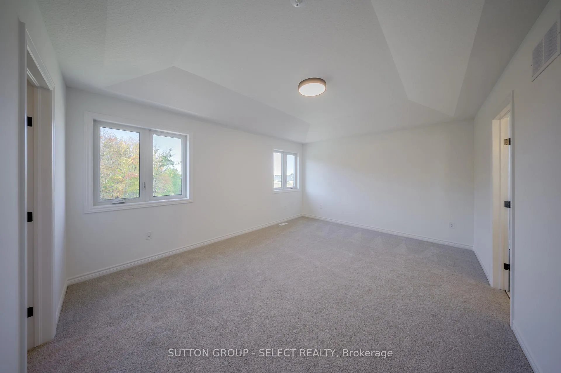 Photo 16 of 119 Timberwalk Trail, Middlesex Centre, Ilderton — HOMEH
