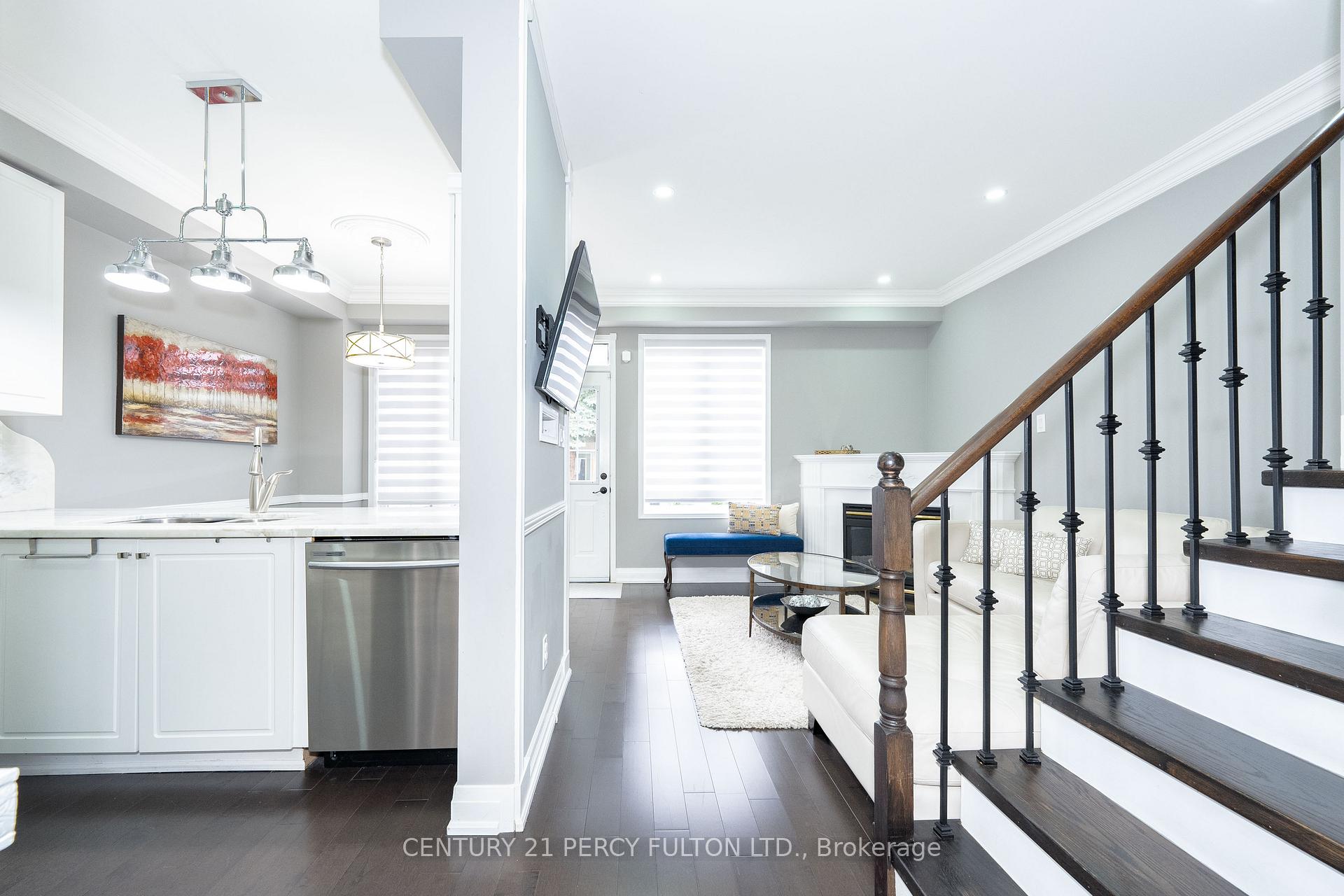 Photo 10 of 131 The Fairways, Markham, Angus Glen — HOMEH